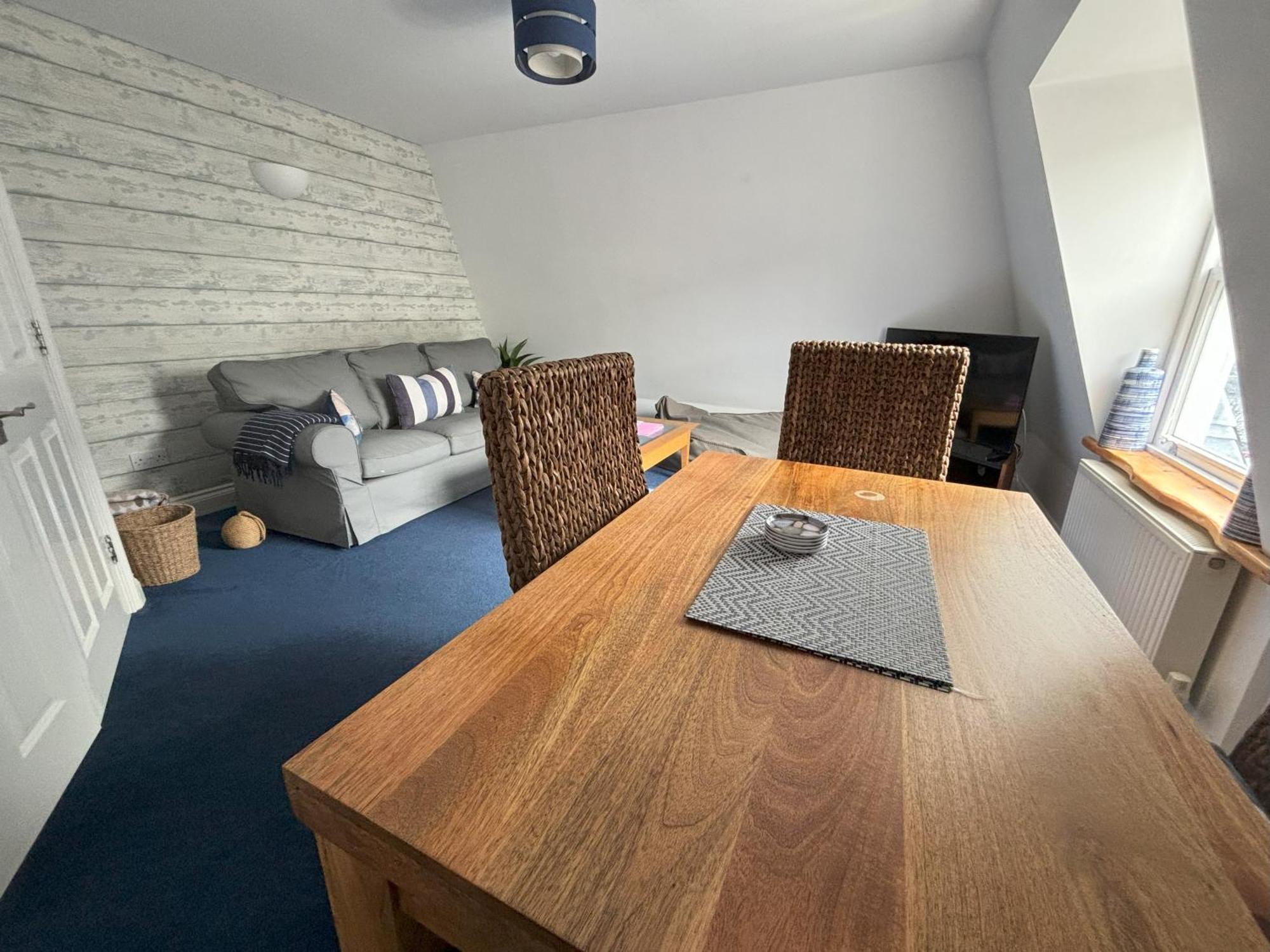 The Beach House Holiday Apartments Eastbourne Exterior photo