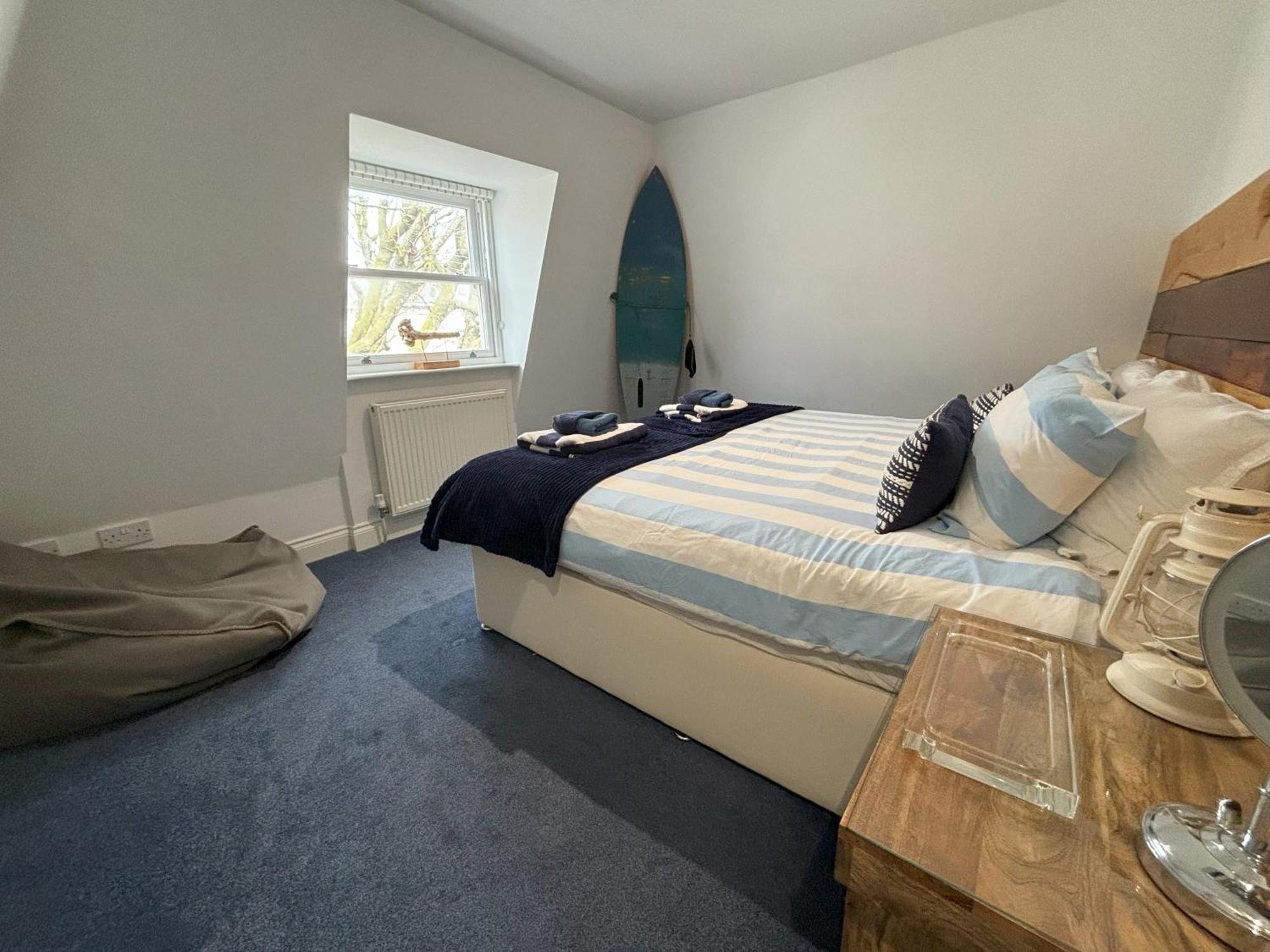 The Beach House Holiday Apartments Eastbourne Exterior photo